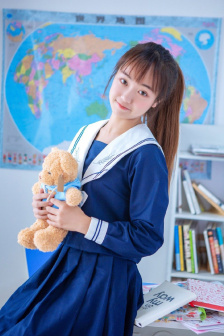 办公室征服了美女杨丽